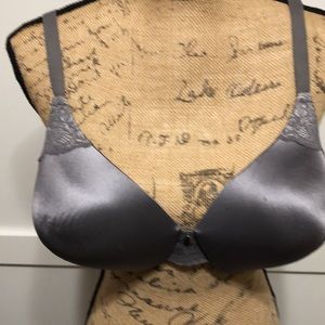 Self Expressions by Maidenform Bra Collection
